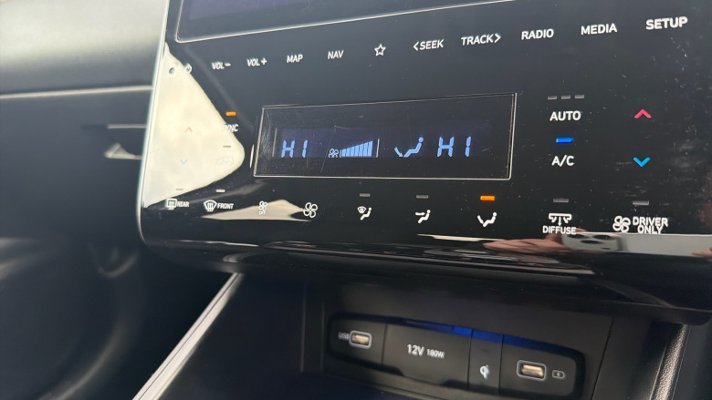 Hyundai TUCSON 1.6 TGDi Hybrid 230 Premium 5dr 2WD Auto Hybrid Estate